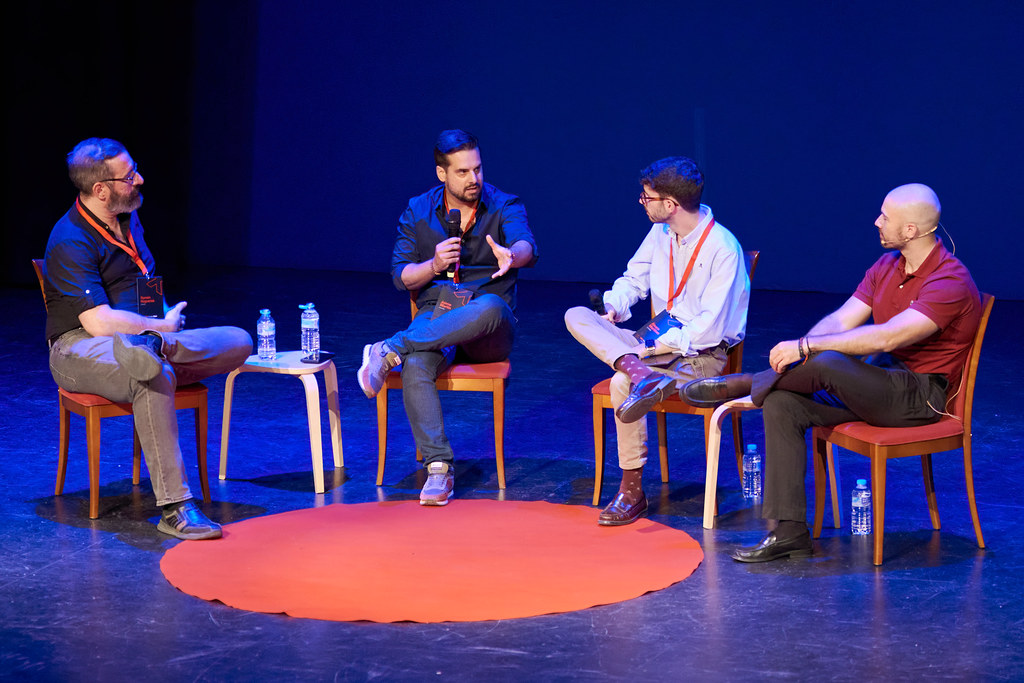 Sobre Fake News y desinformación, con los amigos de TED Talk